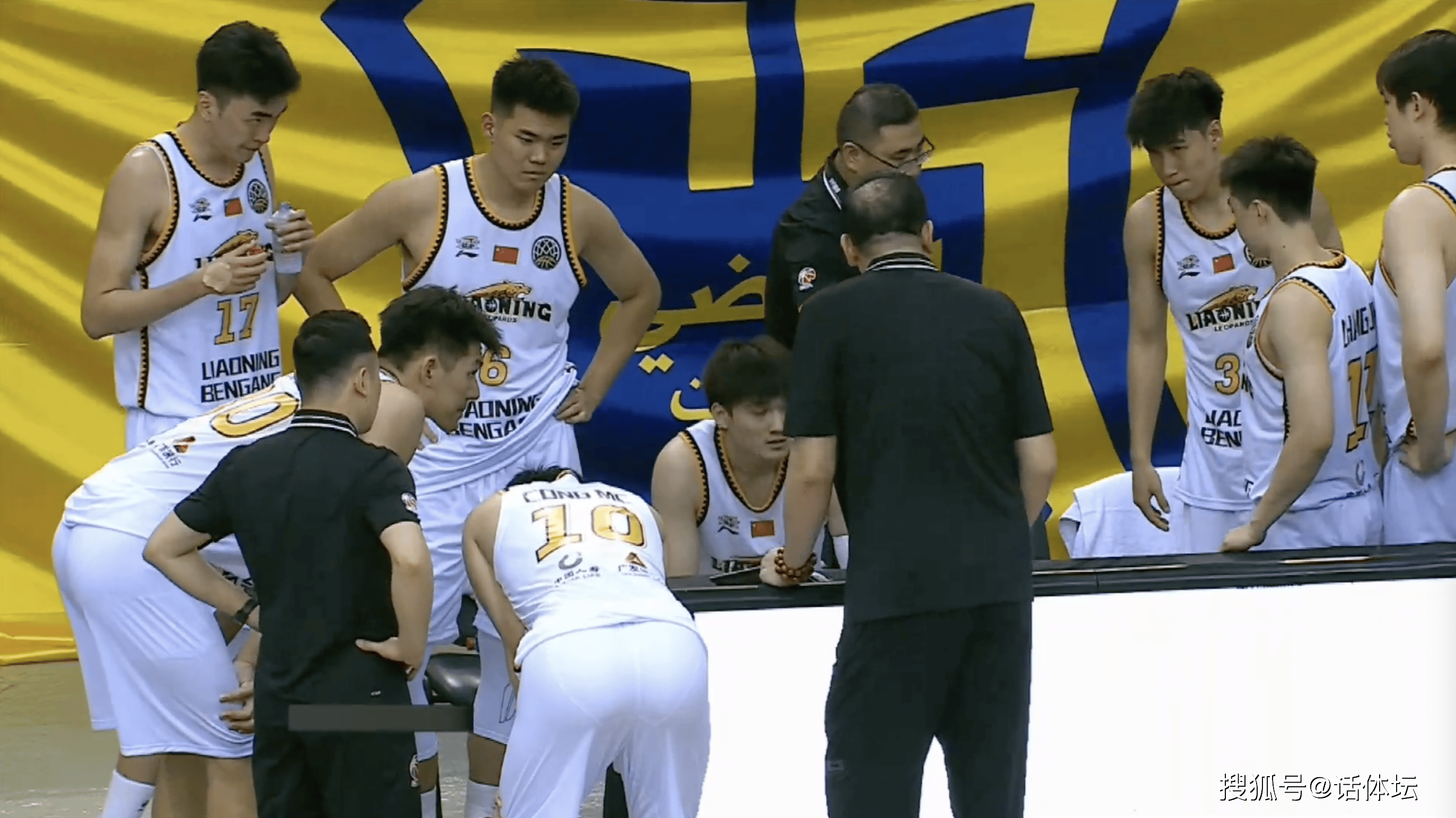 里尔回应争议备战亚冠今夜辽宁本钢调整名单以备意甲，这操作让人直呼：西亚卡姆在加拿大队比赛中高光表现(辽宁铁人引援最新消息)