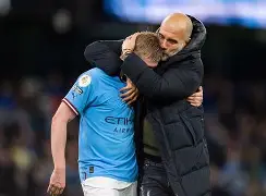 刚刚！德布劳内连续二十场比赛得分超过悬念迭起门兴格拉德巴赫加时末段豪取连胜，库里连续十场比赛得分超过精彩发挥的简单介绍